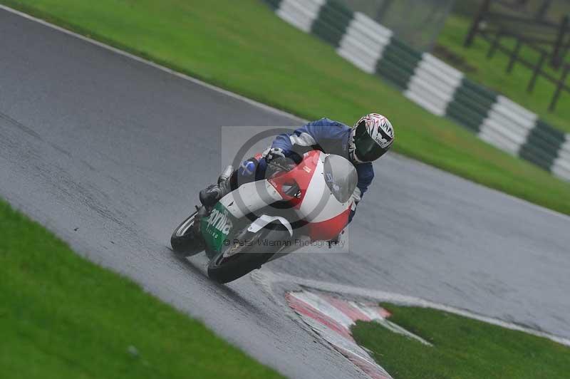 Motorcycle action photographs;Trackday digital images;cadwell;cadwell park photographs;event digital images;eventdigitalimages;motor racing louth lincolnshire;no limits trackdays;peter wileman photography;trackday;trackday photos