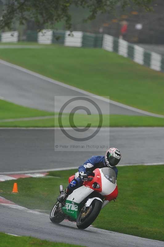 Motorcycle action photographs;Trackday digital images;cadwell;cadwell park photographs;event digital images;eventdigitalimages;motor racing louth lincolnshire;no limits trackdays;peter wileman photography;trackday;trackday photos