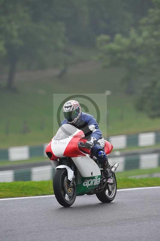 Motorcycle action photographs;Trackday digital images;cadwell;cadwell park photographs;event digital images;eventdigitalimages;motor racing louth lincolnshire;no limits trackdays;peter wileman photography;trackday;trackday photos