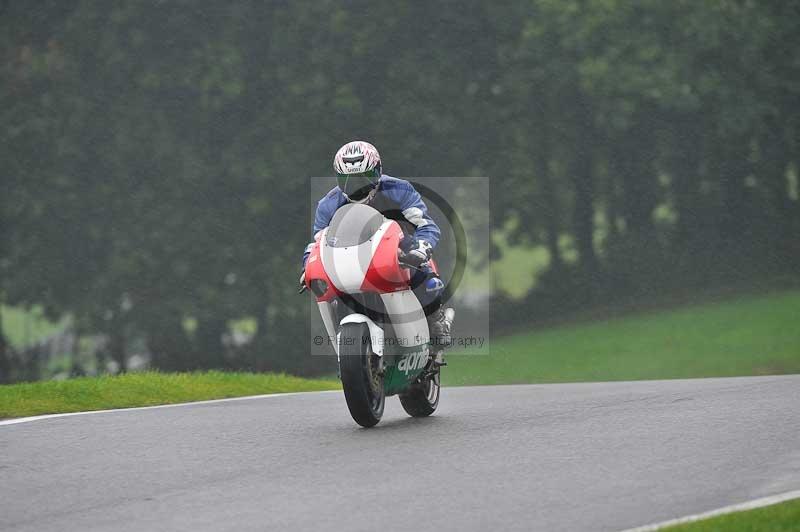 Motorcycle action photographs;Trackday digital images;cadwell;cadwell park photographs;event digital images;eventdigitalimages;motor racing louth lincolnshire;no limits trackdays;peter wileman photography;trackday;trackday photos