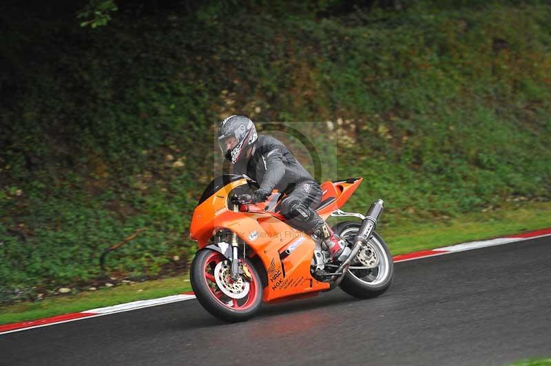 Motorcycle action photographs;Trackday digital images;cadwell;cadwell park photographs;event digital images;eventdigitalimages;motor racing louth lincolnshire;no limits trackdays;peter wileman photography;trackday;trackday photos