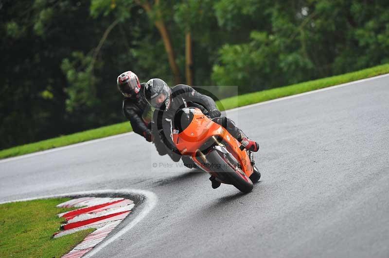 Motorcycle action photographs;Trackday digital images;cadwell;cadwell park photographs;event digital images;eventdigitalimages;motor racing louth lincolnshire;no limits trackdays;peter wileman photography;trackday;trackday photos