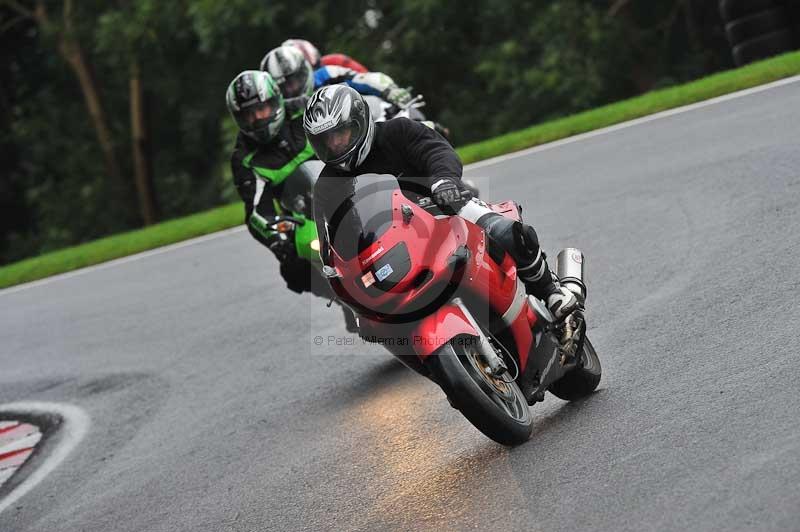 Motorcycle action photographs;Trackday digital images;cadwell;cadwell park photographs;event digital images;eventdigitalimages;motor racing louth lincolnshire;no limits trackdays;peter wileman photography;trackday;trackday photos