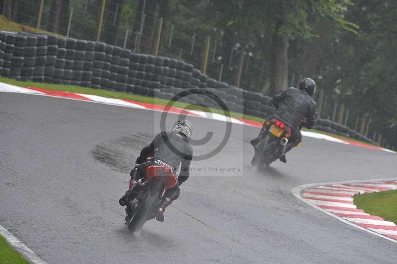 Motorcycle action photographs;Trackday digital images;cadwell;cadwell park photographs;event digital images;eventdigitalimages;motor racing louth lincolnshire;no limits trackdays;peter wileman photography;trackday;trackday photos