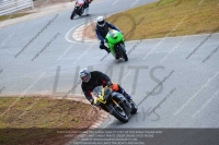 enduro-digital-images;event-digital-images;eventdigitalimages;mallory-park;mallory-park-photographs;mallory-park-trackday;mallory-park-trackday-photographs;no-limits-trackdays;peter-wileman-photography;racing-digital-images;trackday-digital-images;trackday-photos