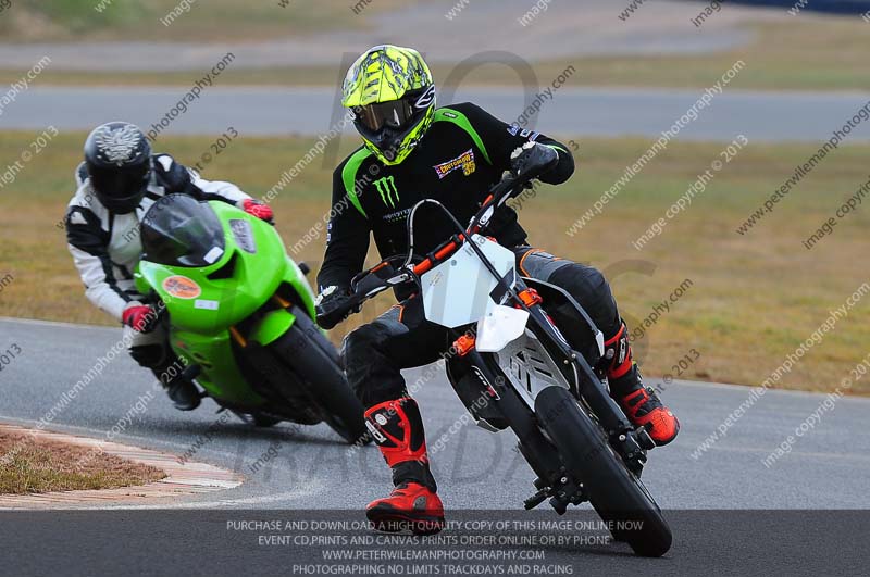 enduro digital images;event digital images;eventdigitalimages;mallory park;mallory park photographs;mallory park trackday;mallory park trackday photographs;no limits trackdays;peter wileman photography;racing digital images;trackday digital images;trackday photos