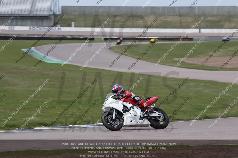 Rockingham no limits trackday;enduro digital images;event digital images;eventdigitalimages;no limits trackdays;peter wileman photography;racing digital images;rockingham raceway northamptonshire;rockingham trackday photographs;trackday digital images;trackday photos