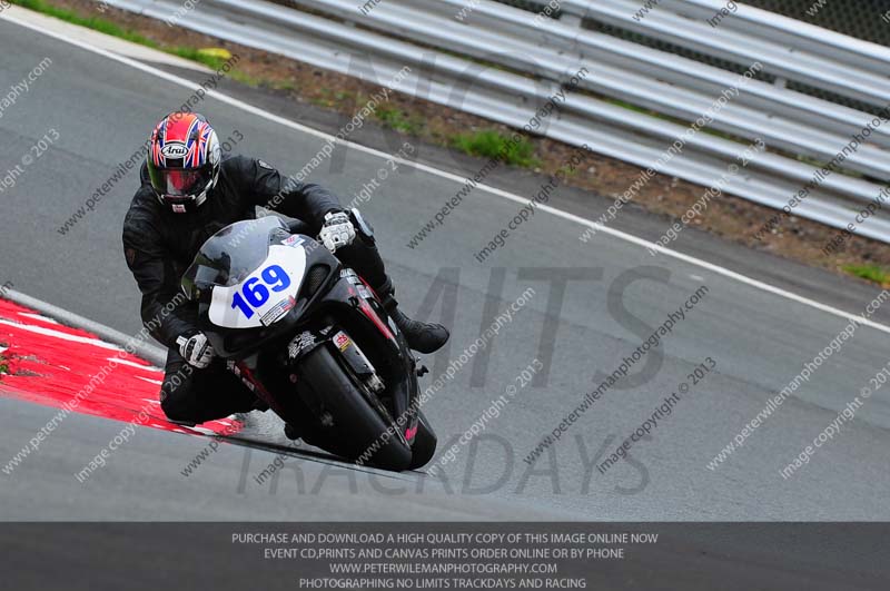 enduro digital images;event digital images;eventdigitalimages;no limits trackdays;oulton no limits trackday;oulton park cheshire;oulton trackday photographs;peter wileman photography;racing digital images;trackday digital images;trackday photos