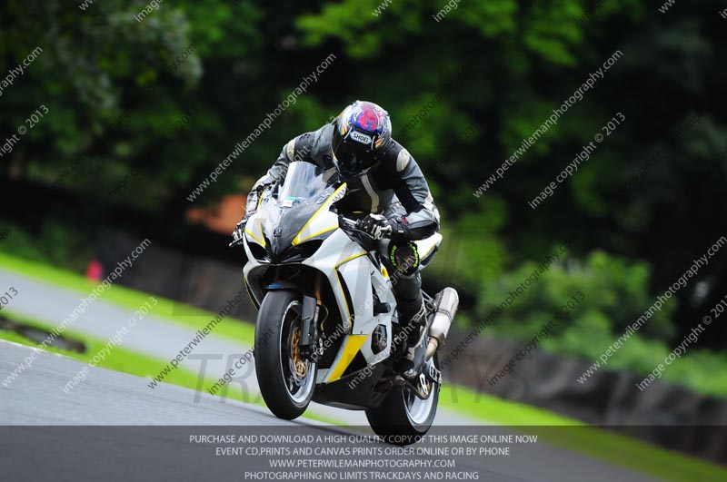 enduro digital images;event digital images;eventdigitalimages;no limits trackdays;oulton no limits trackday;oulton park cheshire;oulton trackday photographs;peter wileman photography;racing digital images;trackday digital images;trackday photos