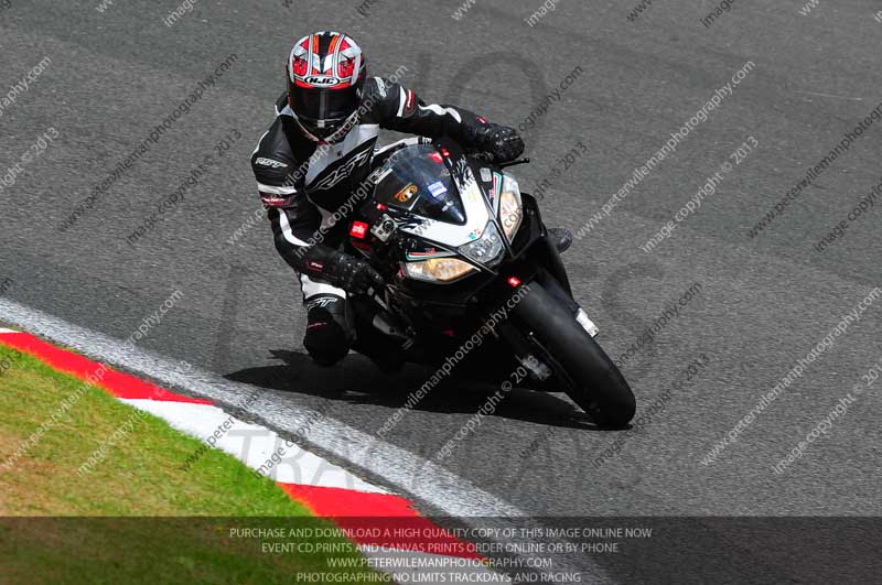 enduro digital images;event digital images;eventdigitalimages;no limits trackdays;oulton no limits trackday;oulton park cheshire;oulton trackday photographs;peter wileman photography;racing digital images;trackday digital images;trackday photos