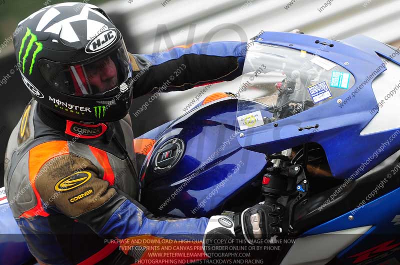 enduro digital images;event digital images;eventdigitalimages;no limits trackdays;oulton no limits trackday;oulton park cheshire;oulton trackday photographs;peter wileman photography;racing digital images;trackday digital images;trackday photos
