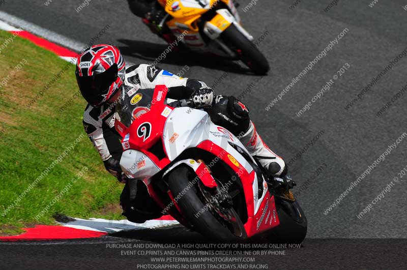 enduro digital images;event digital images;eventdigitalimages;no limits trackdays;oulton no limits trackday;oulton park cheshire;oulton trackday photographs;peter wileman photography;racing digital images;trackday digital images;trackday photos