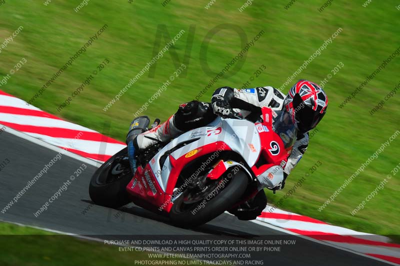 enduro digital images;event digital images;eventdigitalimages;no limits trackdays;oulton no limits trackday;oulton park cheshire;oulton trackday photographs;peter wileman photography;racing digital images;trackday digital images;trackday photos