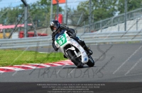 brands-hatch-photographs;brands-no-limits-trackday;cadwell-trackday-photographs;enduro-digital-images;event-digital-images;eventdigitalimages;no-limits-trackdays;peter-wileman-photography;racing-digital-images;trackday-digital-images;trackday-photos