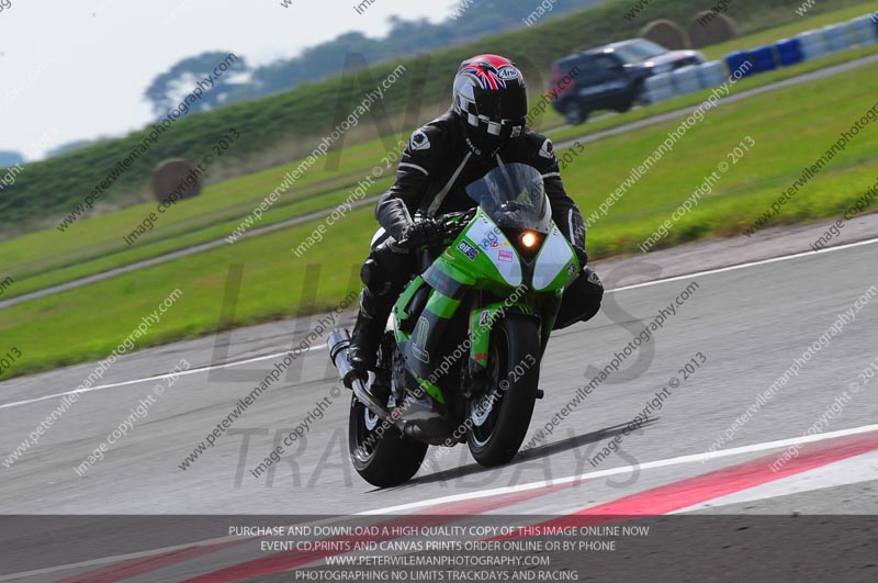 anglesey photographs;bedford no limits trackday;bedford trackday photographs;enduro digital images;event digital images;eventdigitalimages;no limits trackdays;peter wileman photography;racing digital images;trac mon;trackday digital images;trackday photos;ty croes
