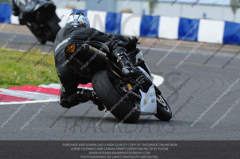 anglesey photographs;bedford no limits trackday;bedford trackday photographs;enduro digital images;event digital images;eventdigitalimages;no limits trackdays;peter wileman photography;racing digital images;trac mon;trackday digital images;trackday photos;ty croes
