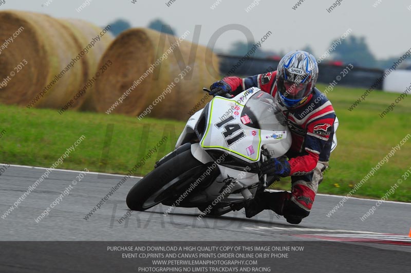 anglesey photographs;bedford no limits trackday;bedford trackday photographs;enduro digital images;event digital images;eventdigitalimages;no limits trackdays;peter wileman photography;racing digital images;trac mon;trackday digital images;trackday photos;ty croes