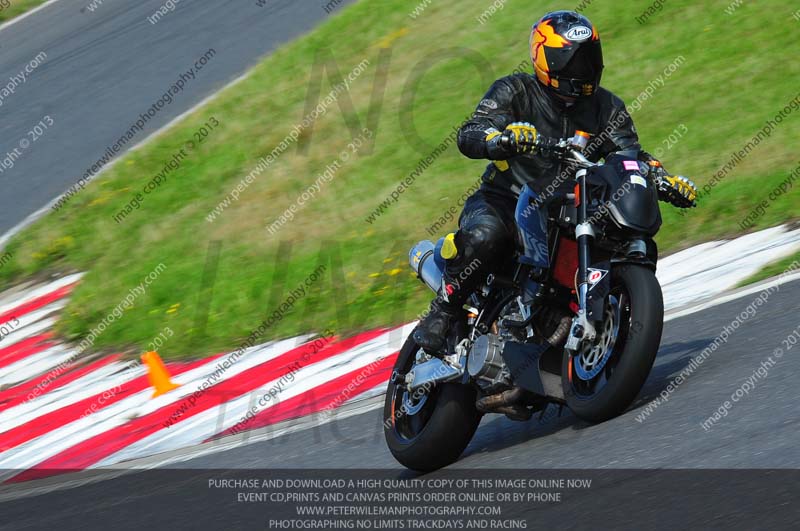 anglesey photographs;bedford no limits trackday;bedford trackday photographs;enduro digital images;event digital images;eventdigitalimages;no limits trackdays;peter wileman photography;racing digital images;trac mon;trackday digital images;trackday photos;ty croes