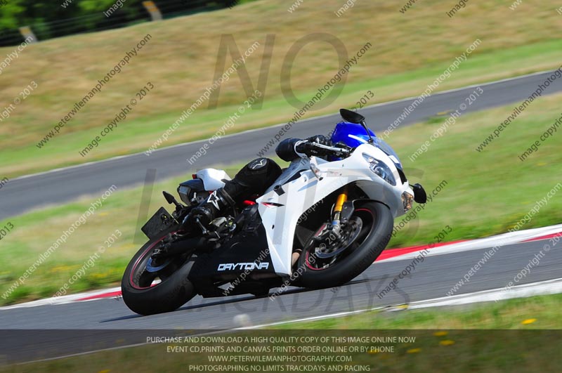 anglesey photographs;bedford no limits trackday;bedford trackday photographs;enduro digital images;event digital images;eventdigitalimages;no limits trackdays;peter wileman photography;racing digital images;trac mon;trackday digital images;trackday photos;ty croes