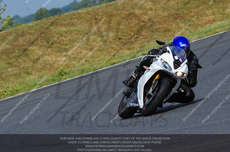 anglesey photographs;bedford no limits trackday;bedford trackday photographs;enduro digital images;event digital images;eventdigitalimages;no limits trackdays;peter wileman photography;racing digital images;trac mon;trackday digital images;trackday photos;ty croes