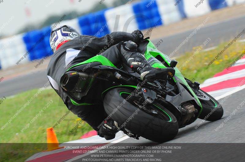 anglesey photographs;bedford no limits trackday;bedford trackday photographs;enduro digital images;event digital images;eventdigitalimages;no limits trackdays;peter wileman photography;racing digital images;trac mon;trackday digital images;trackday photos;ty croes