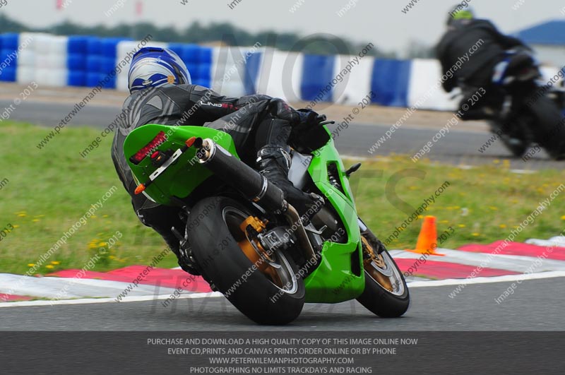 anglesey photographs;bedford no limits trackday;bedford trackday photographs;enduro digital images;event digital images;eventdigitalimages;no limits trackdays;peter wileman photography;racing digital images;trac mon;trackday digital images;trackday photos;ty croes