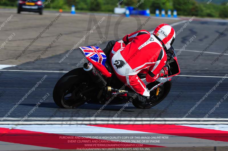 anglesey photographs;bedford no limits trackday;bedford trackday photographs;enduro digital images;event digital images;eventdigitalimages;no limits trackdays;peter wileman photography;racing digital images;trac mon;trackday digital images;trackday photos;ty croes