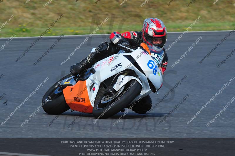 anglesey photographs;bedford no limits trackday;bedford trackday photographs;enduro digital images;event digital images;eventdigitalimages;no limits trackdays;peter wileman photography;racing digital images;trac mon;trackday digital images;trackday photos;ty croes