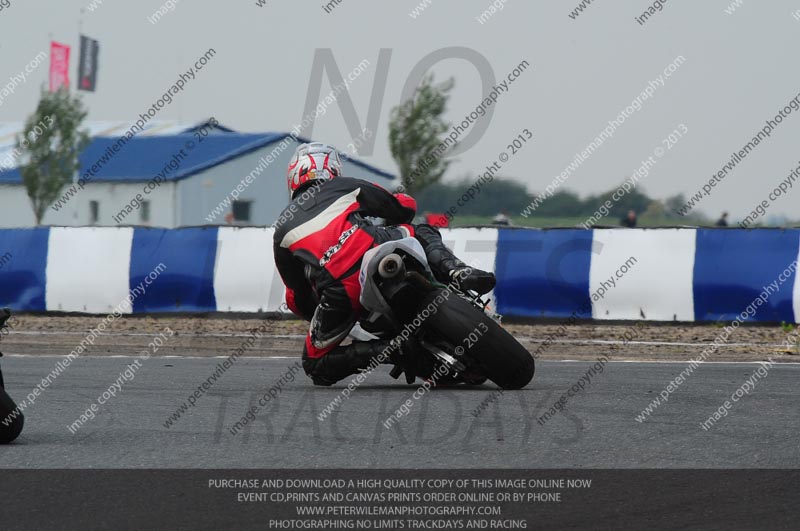 anglesey photographs;bedford no limits trackday;bedford trackday photographs;enduro digital images;event digital images;eventdigitalimages;no limits trackdays;peter wileman photography;racing digital images;trac mon;trackday digital images;trackday photos;ty croes
