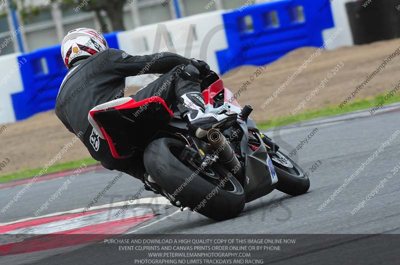 anglesey photographs;bedford no limits trackday;bedford trackday photographs;enduro digital images;event digital images;eventdigitalimages;no limits trackdays;peter wileman photography;racing digital images;trac mon;trackday digital images;trackday photos;ty croes