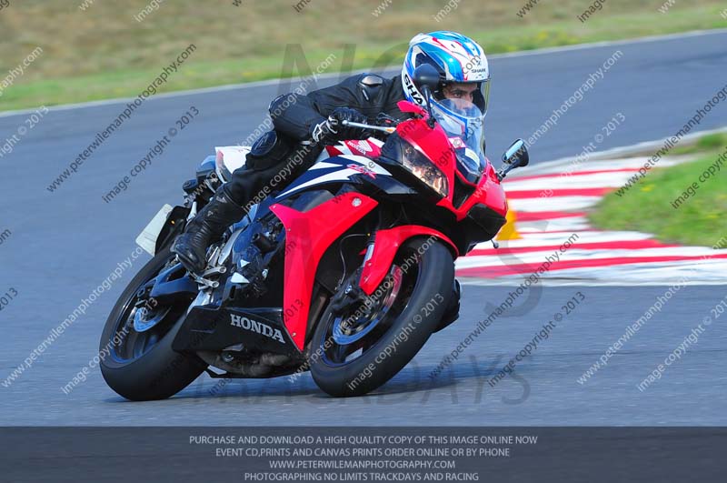 anglesey photographs;bedford no limits trackday;bedford trackday photographs;enduro digital images;event digital images;eventdigitalimages;no limits trackdays;peter wileman photography;racing digital images;trac mon;trackday digital images;trackday photos;ty croes