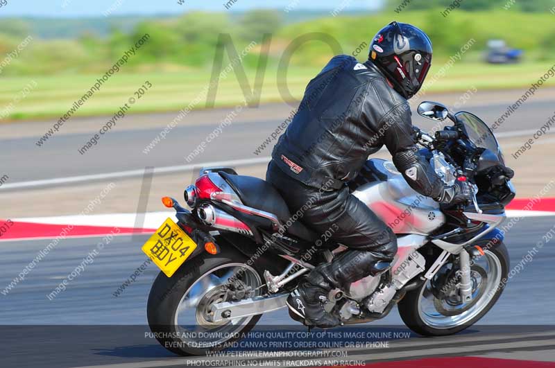 anglesey photographs;bedford no limits trackday;bedford trackday photographs;enduro digital images;event digital images;eventdigitalimages;no limits trackdays;peter wileman photography;racing digital images;trac mon;trackday digital images;trackday photos;ty croes