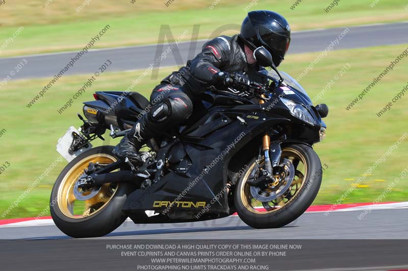 anglesey photographs;bedford no limits trackday;bedford trackday photographs;enduro digital images;event digital images;eventdigitalimages;no limits trackdays;peter wileman photography;racing digital images;trac mon;trackday digital images;trackday photos;ty croes