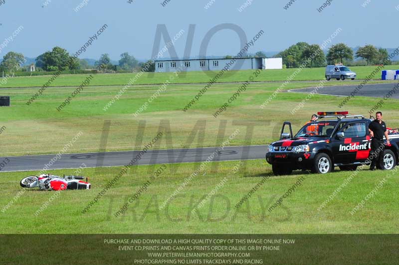 anglesey photographs;bedford no limits trackday;bedford trackday photographs;enduro digital images;event digital images;eventdigitalimages;no limits trackdays;peter wileman photography;racing digital images;trac mon;trackday digital images;trackday photos;ty croes