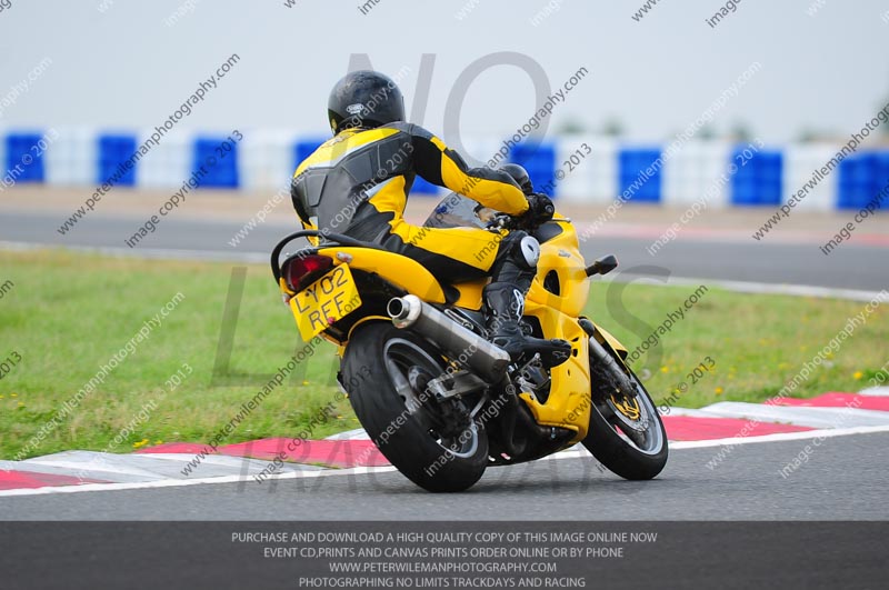 anglesey photographs;bedford no limits trackday;bedford trackday photographs;enduro digital images;event digital images;eventdigitalimages;no limits trackdays;peter wileman photography;racing digital images;trac mon;trackday digital images;trackday photos;ty croes