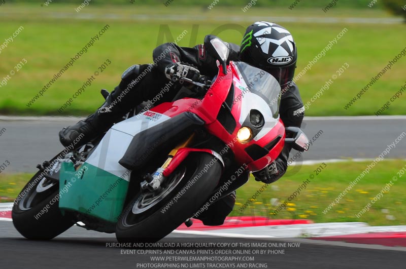 anglesey photographs;bedford no limits trackday;bedford trackday photographs;enduro digital images;event digital images;eventdigitalimages;no limits trackdays;peter wileman photography;racing digital images;trac mon;trackday digital images;trackday photos;ty croes