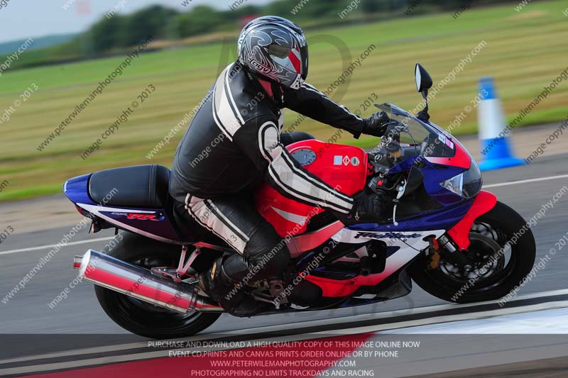 anglesey photographs;bedford no limits trackday;bedford trackday photographs;enduro digital images;event digital images;eventdigitalimages;no limits trackdays;peter wileman photography;racing digital images;trac mon;trackday digital images;trackday photos;ty croes