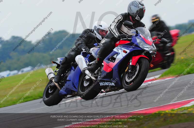 anglesey photographs;bedford no limits trackday;bedford trackday photographs;enduro digital images;event digital images;eventdigitalimages;no limits trackdays;peter wileman photography;racing digital images;trac mon;trackday digital images;trackday photos;ty croes