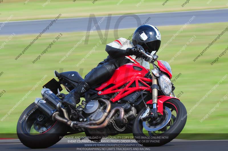 anglesey photographs;bedford no limits trackday;bedford trackday photographs;enduro digital images;event digital images;eventdigitalimages;no limits trackdays;peter wileman photography;racing digital images;trac mon;trackday digital images;trackday photos;ty croes