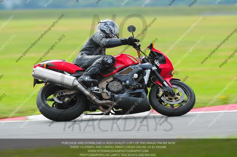anglesey photographs;bedford no limits trackday;bedford trackday photographs;enduro digital images;event digital images;eventdigitalimages;no limits trackdays;peter wileman photography;racing digital images;trac mon;trackday digital images;trackday photos;ty croes