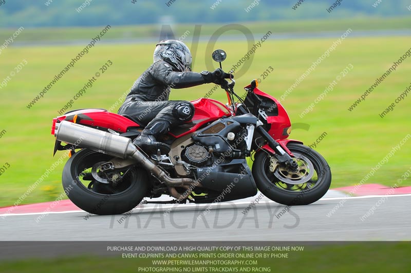 anglesey photographs;bedford no limits trackday;bedford trackday photographs;enduro digital images;event digital images;eventdigitalimages;no limits trackdays;peter wileman photography;racing digital images;trac mon;trackday digital images;trackday photos;ty croes