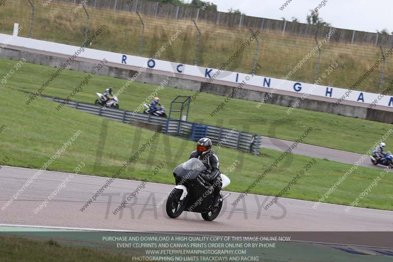Rockingham no limits trackday;enduro digital images;event digital images;eventdigitalimages;no limits trackdays;peter wileman photography;racing digital images;rockingham raceway northamptonshire;rockingham trackday photographs;trackday digital images;trackday photos