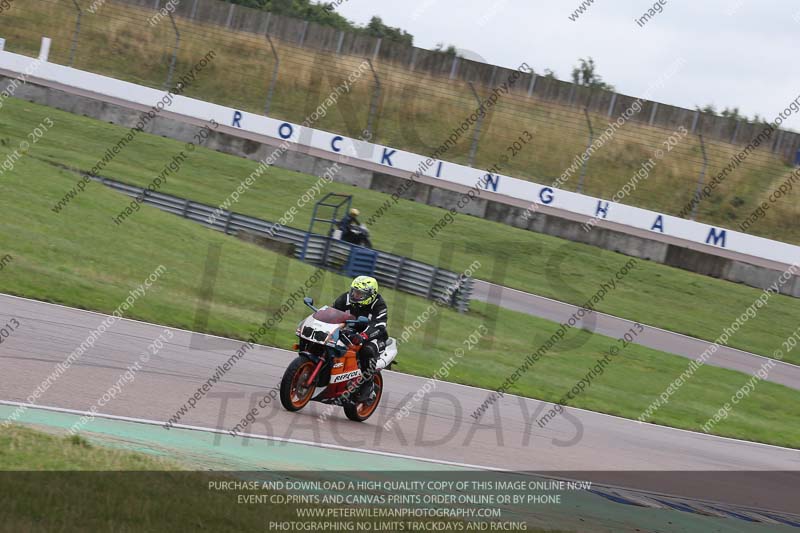 Rockingham no limits trackday;enduro digital images;event digital images;eventdigitalimages;no limits trackdays;peter wileman photography;racing digital images;rockingham raceway northamptonshire;rockingham trackday photographs;trackday digital images;trackday photos