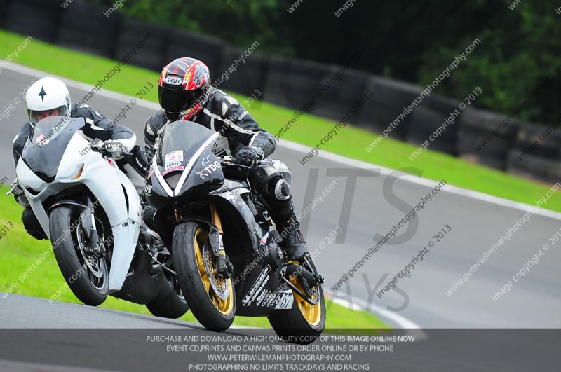 enduro digital images;event digital images;eventdigitalimages;no limits trackdays;oulton no limits trackday;oulton park cheshire;oulton trackday photographs;peter wileman photography;racing digital images;trackday digital images;trackday photos