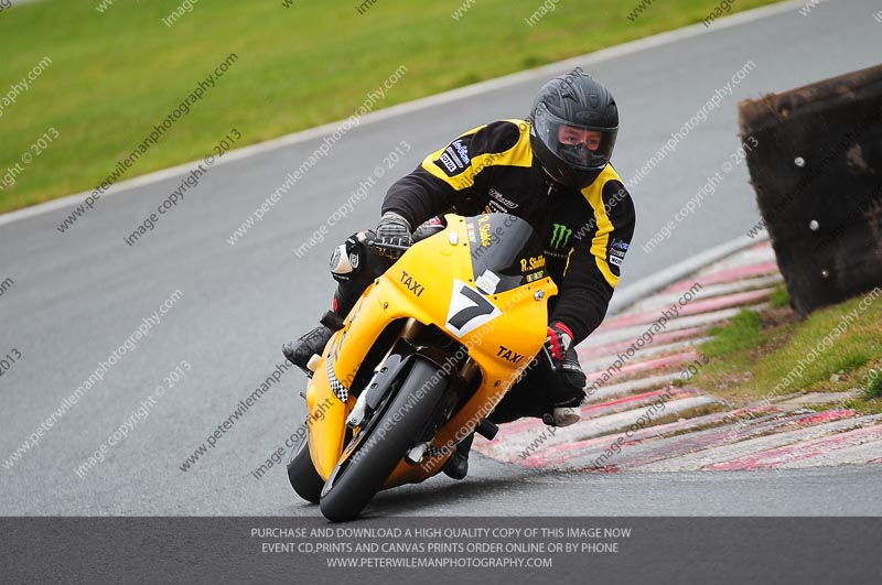 enduro digital images;event digital images;eventdigitalimages;no limits trackdays;oulton no limits trackday;oulton park cheshire;oulton trackday photographs;peter wileman photography;racing digital images;trackday digital images;trackday photos