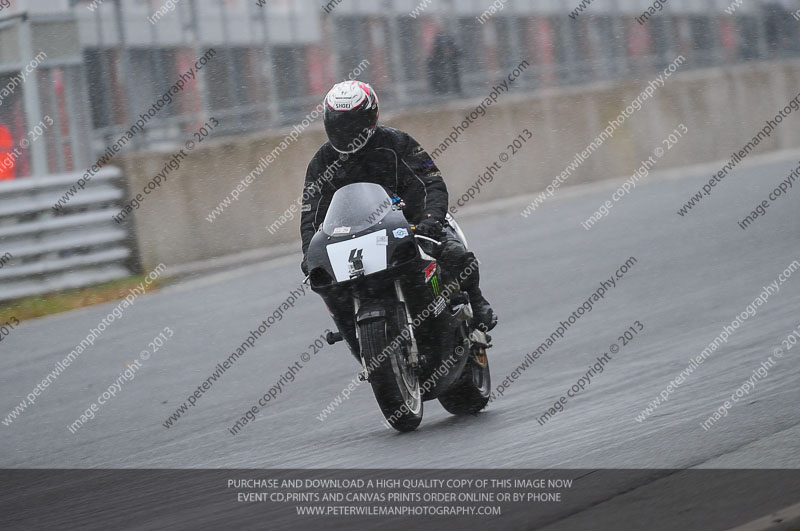 enduro digital images;event digital images;eventdigitalimages;no limits trackdays;oulton no limits trackday;oulton park cheshire;oulton trackday photographs;peter wileman photography;racing digital images;trackday digital images;trackday photos