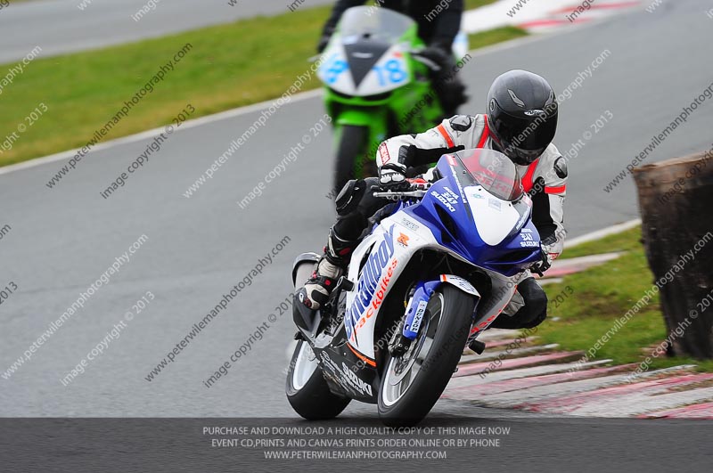 enduro digital images;event digital images;eventdigitalimages;no limits trackdays;oulton no limits trackday;oulton park cheshire;oulton trackday photographs;peter wileman photography;racing digital images;trackday digital images;trackday photos