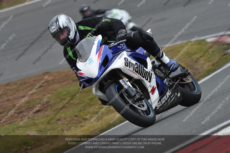 enduro digital images;event digital images;eventdigitalimages;no limits trackdays;oulton no limits trackday;oulton park cheshire;oulton trackday photographs;peter wileman photography;racing digital images;trackday digital images;trackday photos