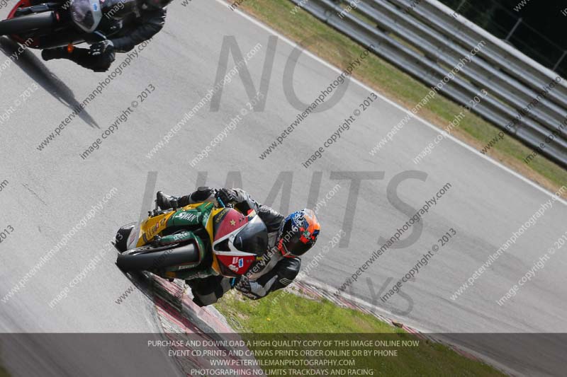 brands hatch photographs;brands no limits trackday;cadwell trackday photographs;enduro digital images;event digital images;eventdigitalimages;no limits trackdays;peter wileman photography;racing digital images;trackday digital images;trackday photos