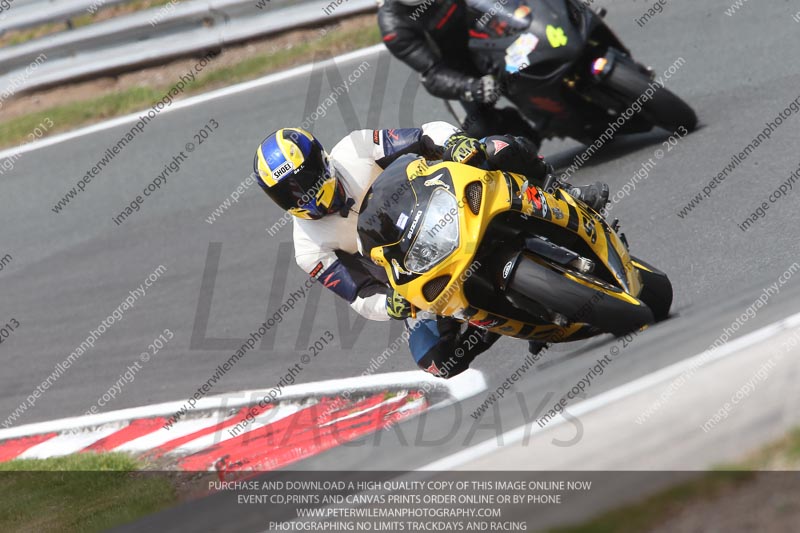 enduro digital images;event digital images;eventdigitalimages;no limits trackdays;oulton no limits trackday;oulton park cheshire;oulton trackday photographs;peter wileman photography;racing digital images;trackday digital images;trackday photos
